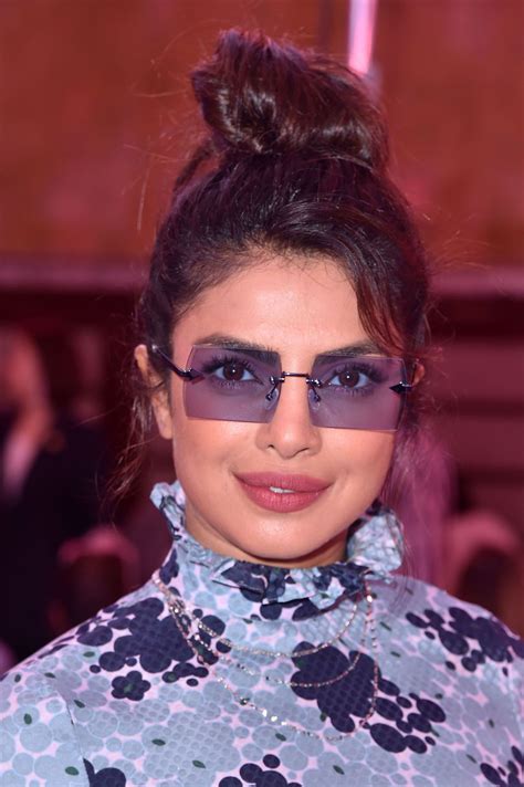 priyanka chopra sunglasses.